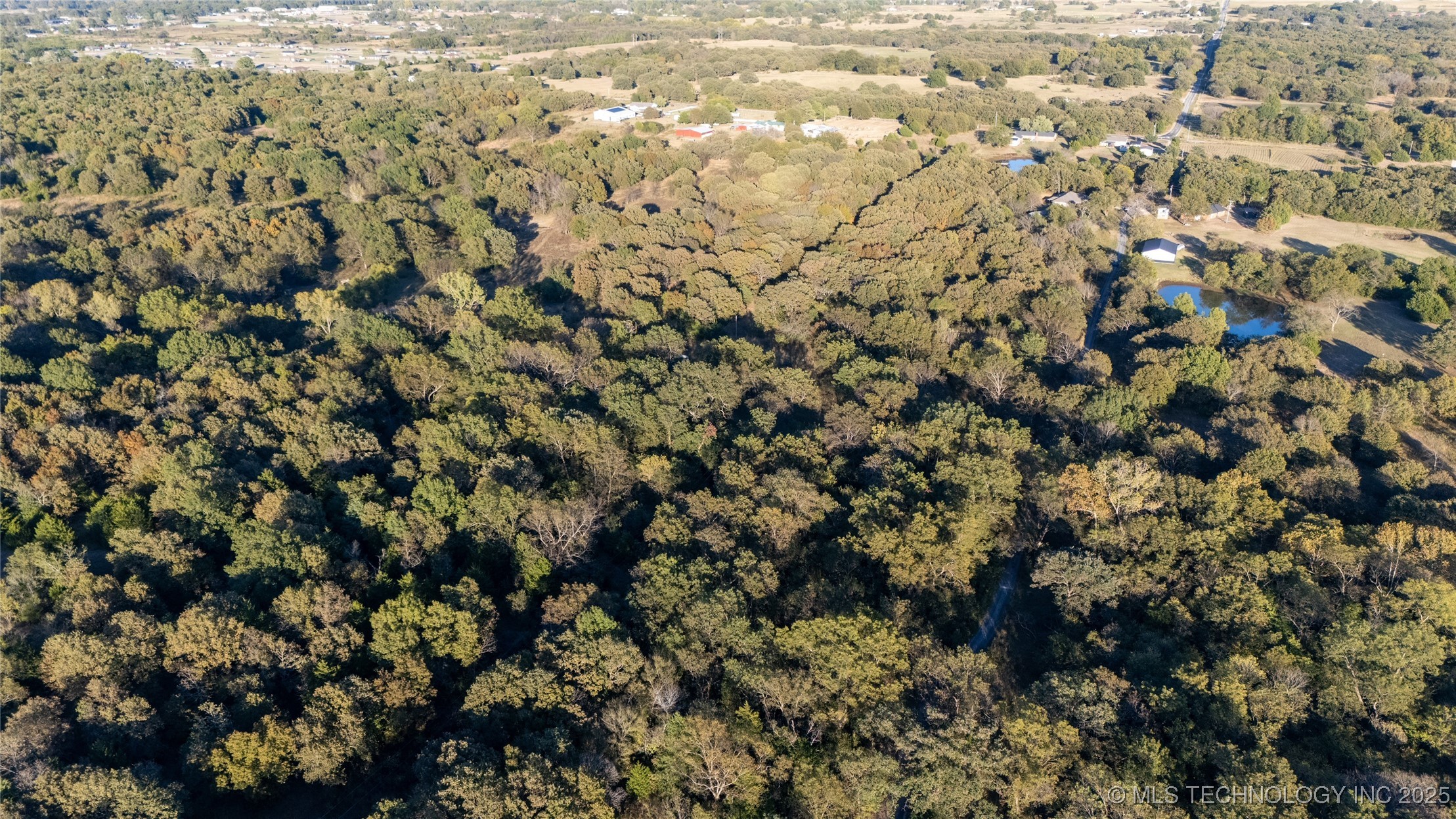 8716 County Road 1550 Property Photo 12