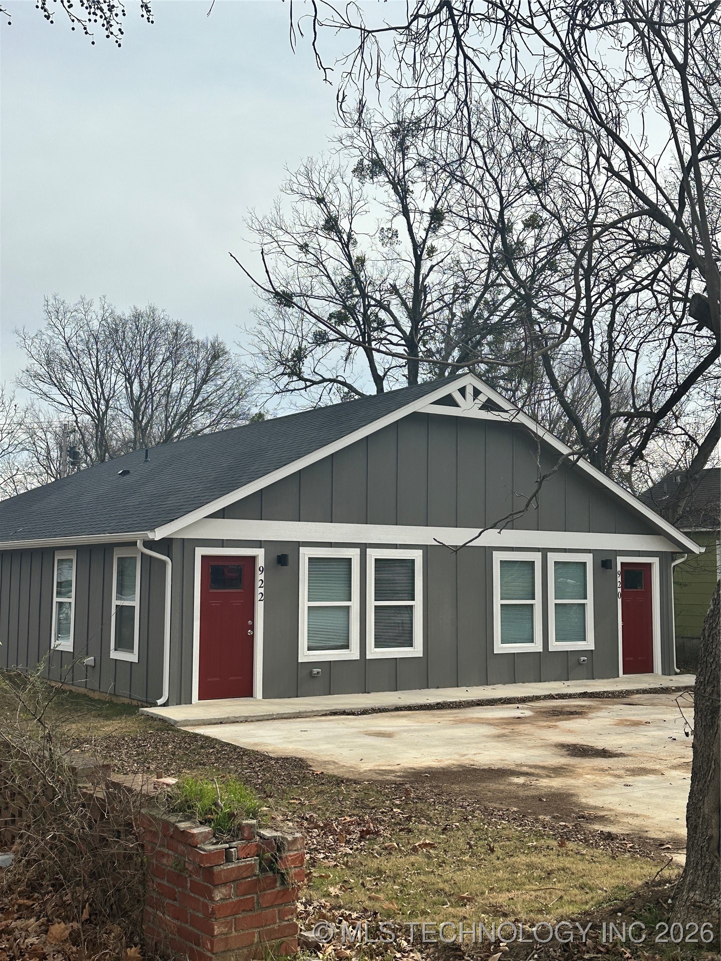 920 N 7th Property Photo 2