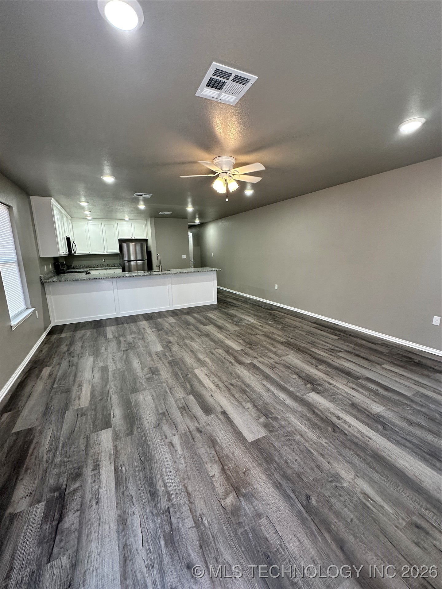 920 N 7th Property Photo 3