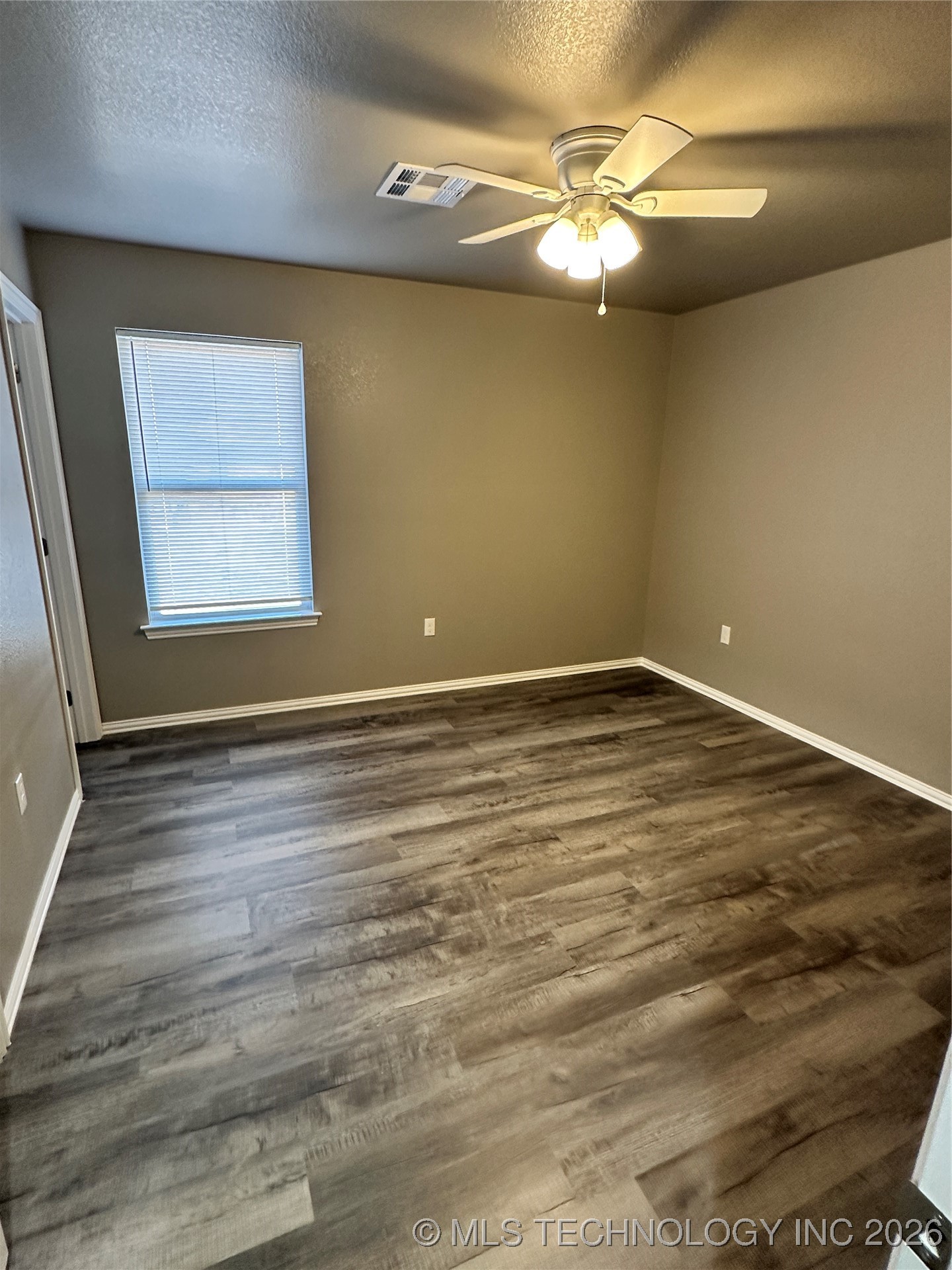 920 N 7th Property Photo 7