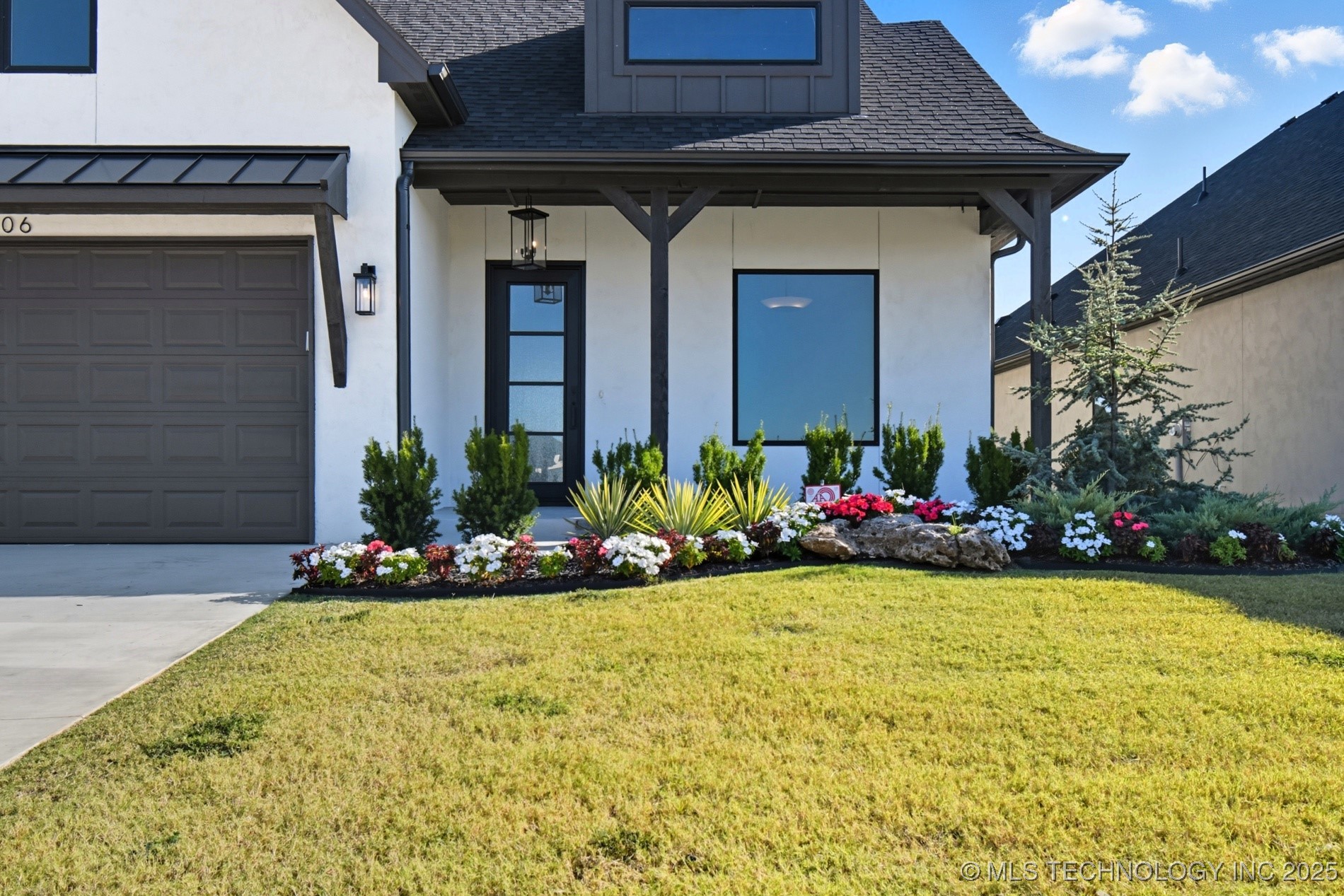 5806 E 126th Street S Property Photo 3