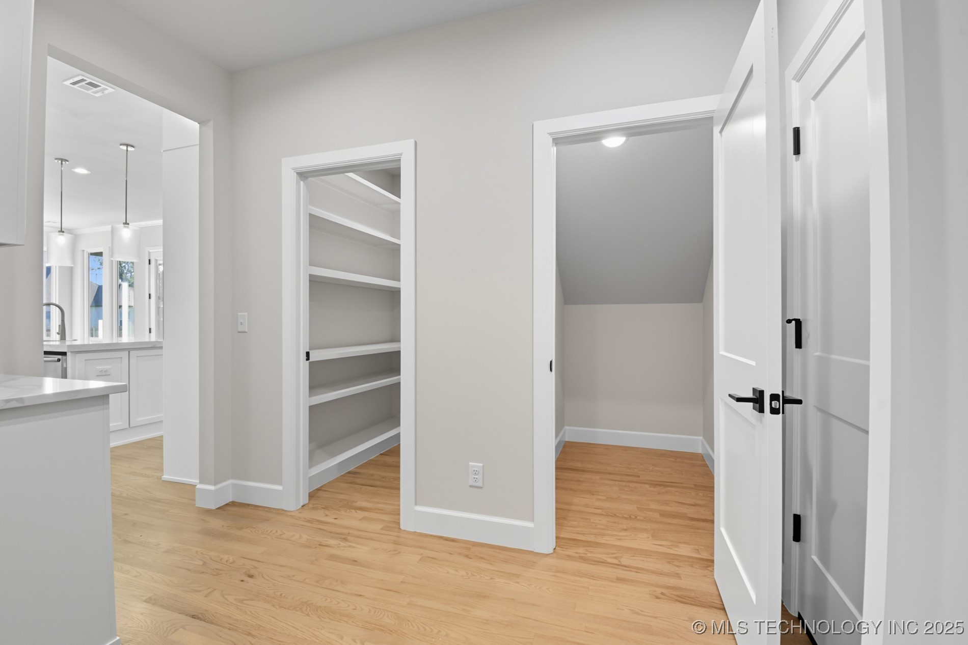 5806 E 126th Street S Property Photo 32