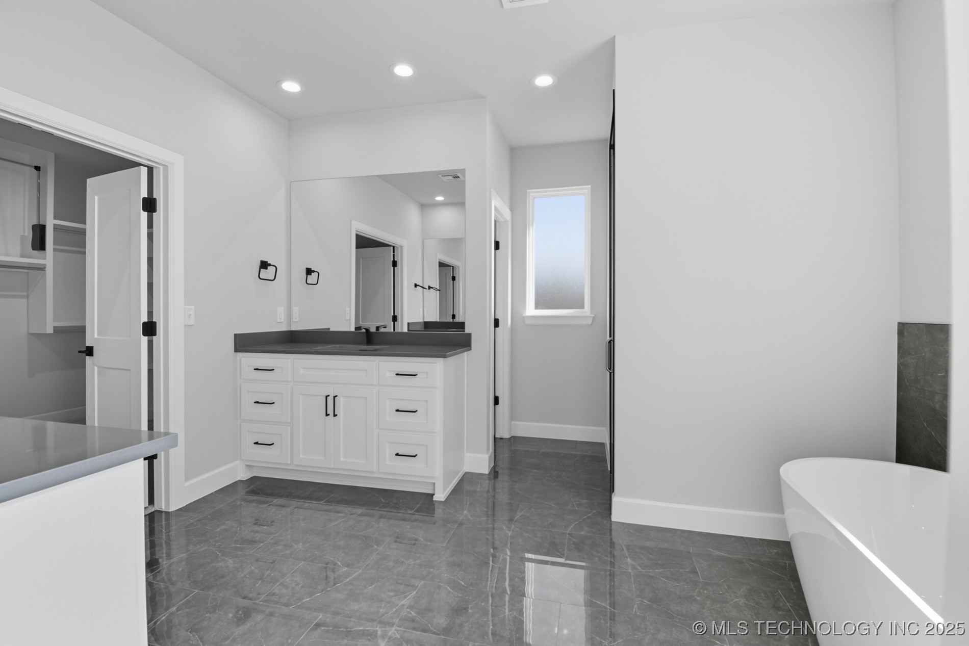 5806 E 126th Street S Property Photo 39