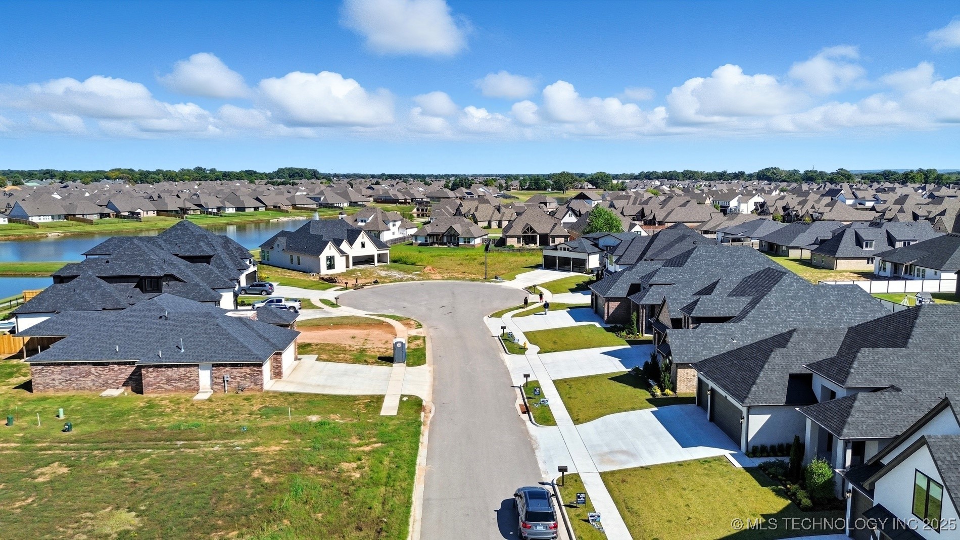 5806 E 126th Street S Property Photo 74