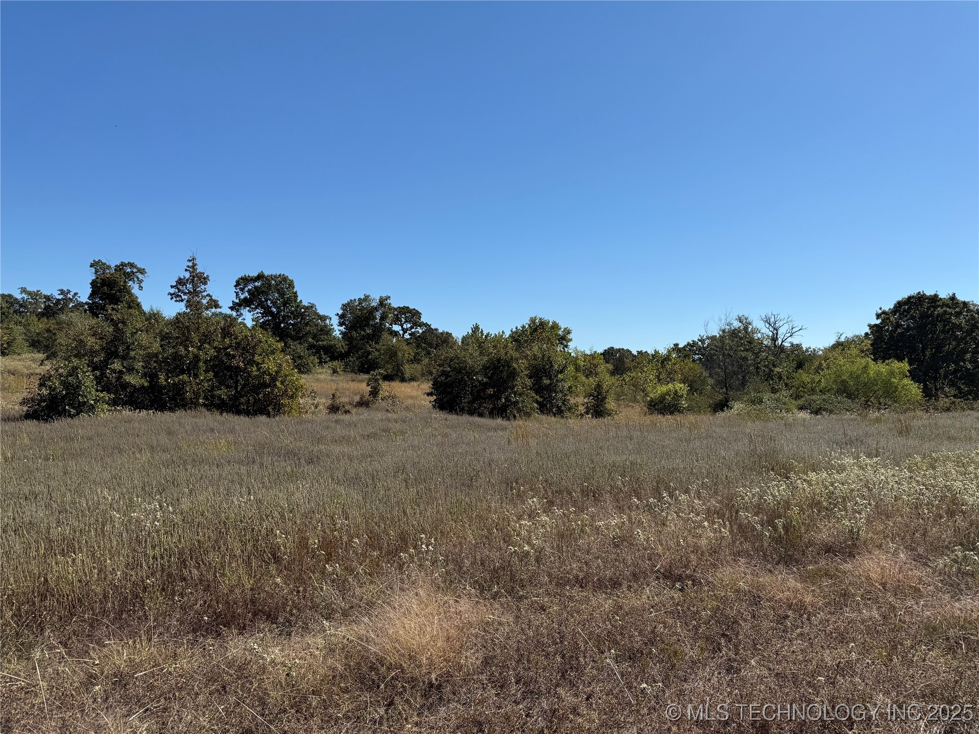 N Mclean Road Property Photo 6