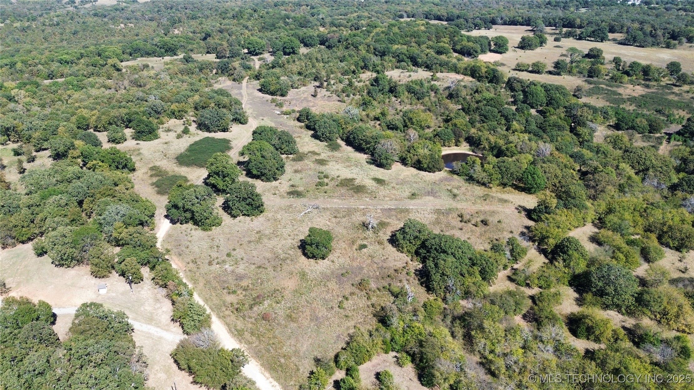 N Mclean Road Property Photo 12