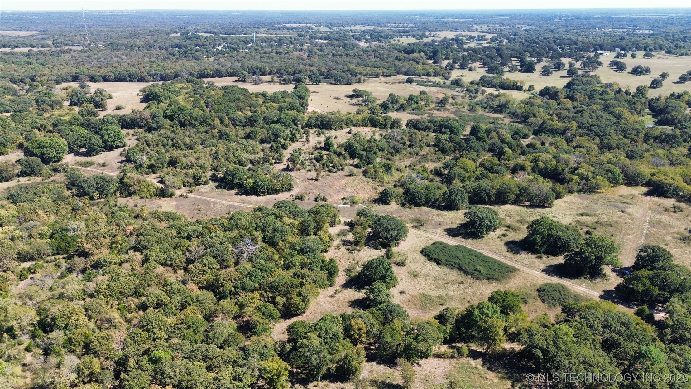 N Mclean Road Property Photo 24