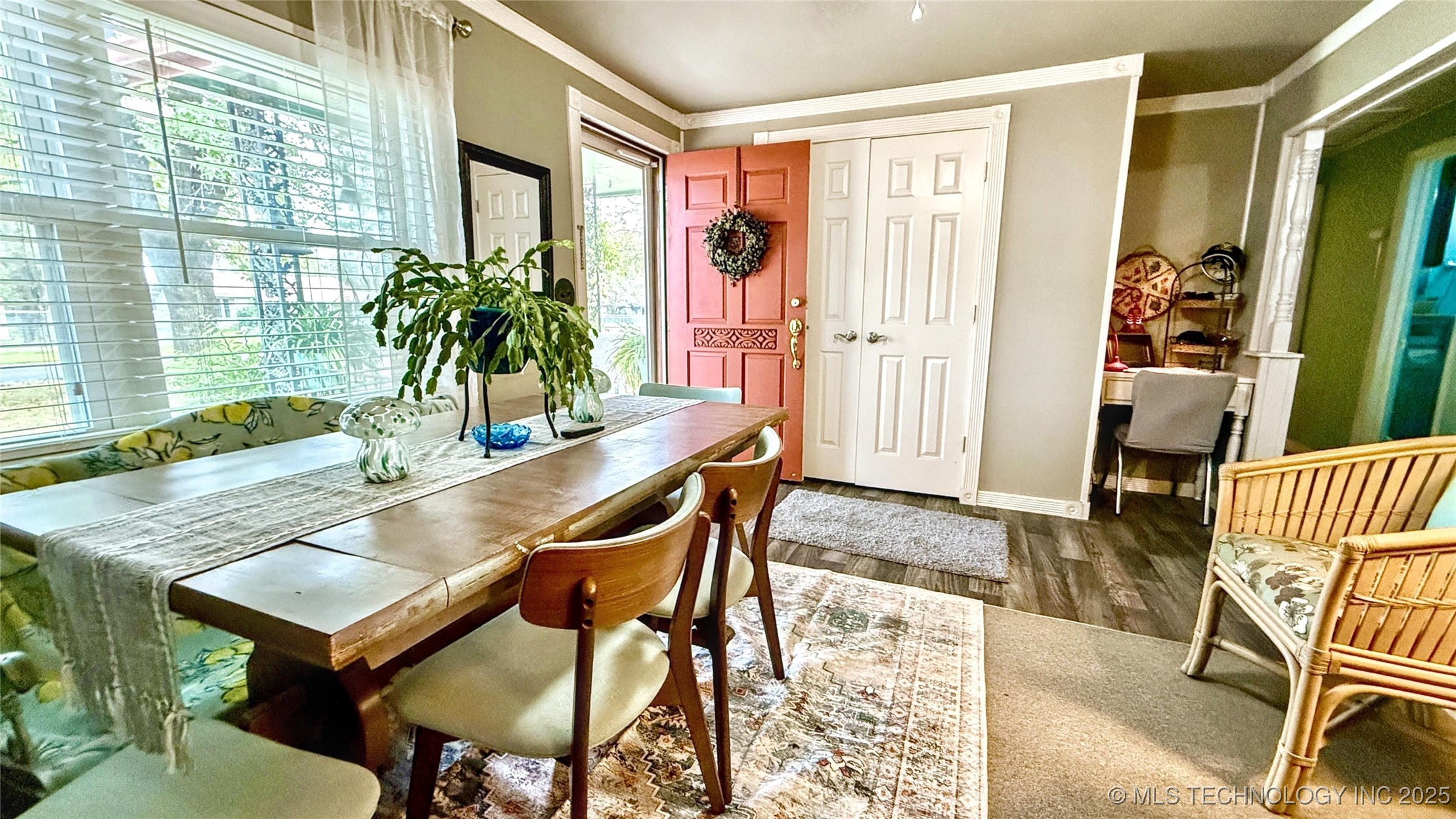 907 Kershaw Drive Property Photo 4