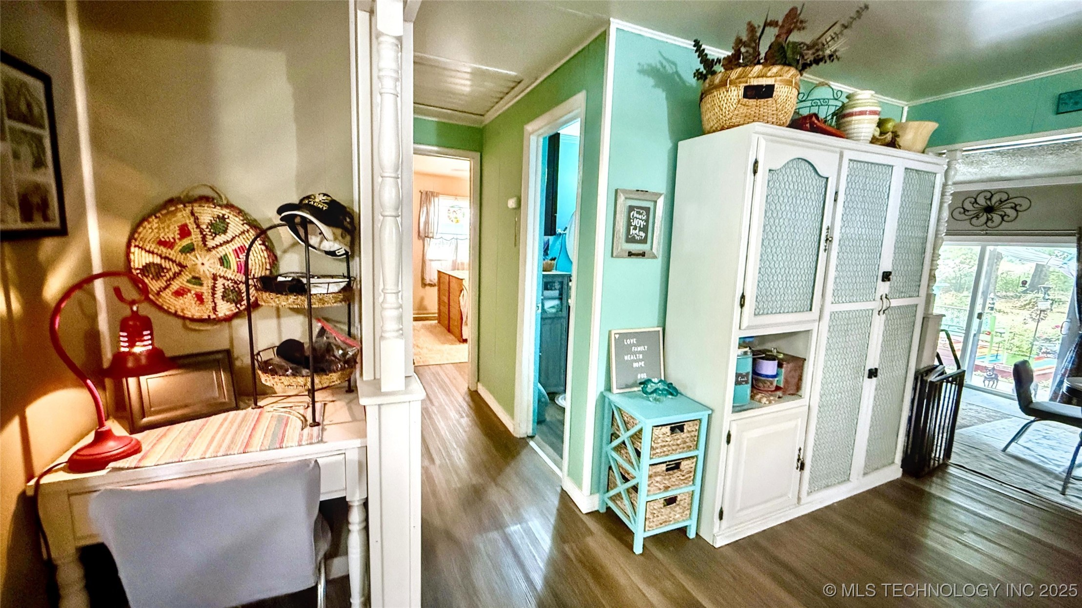 907 Kershaw Drive Property Photo 8