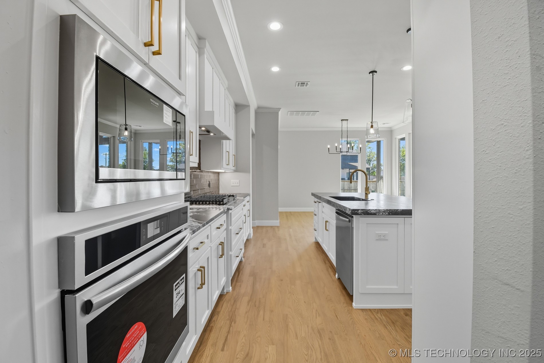 5708 E 126th Street S Property Photo 18