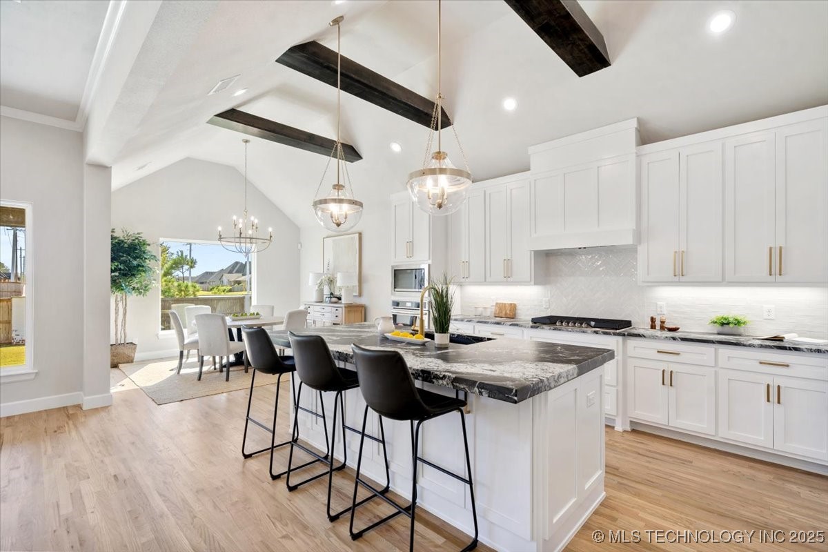 5704 E 126th Street S Property Photo 12