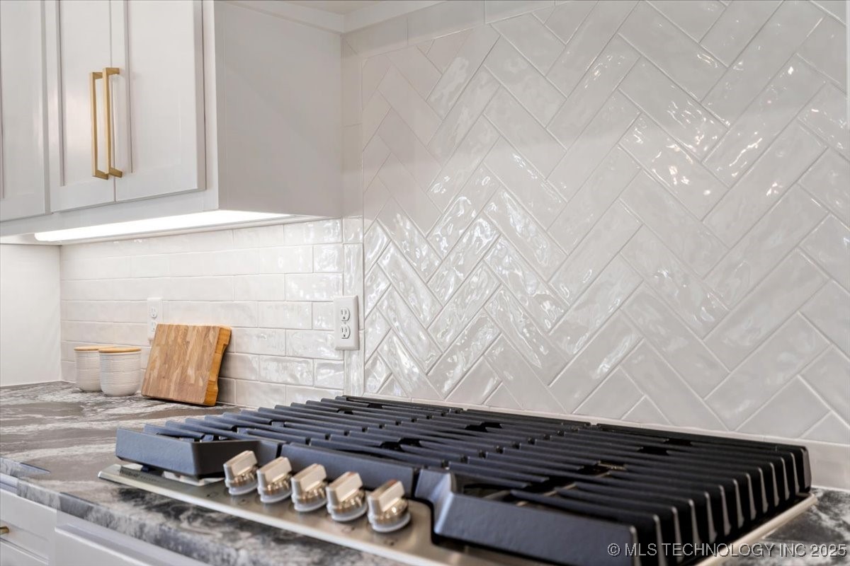 5704 E 126th Street S Property Photo 16