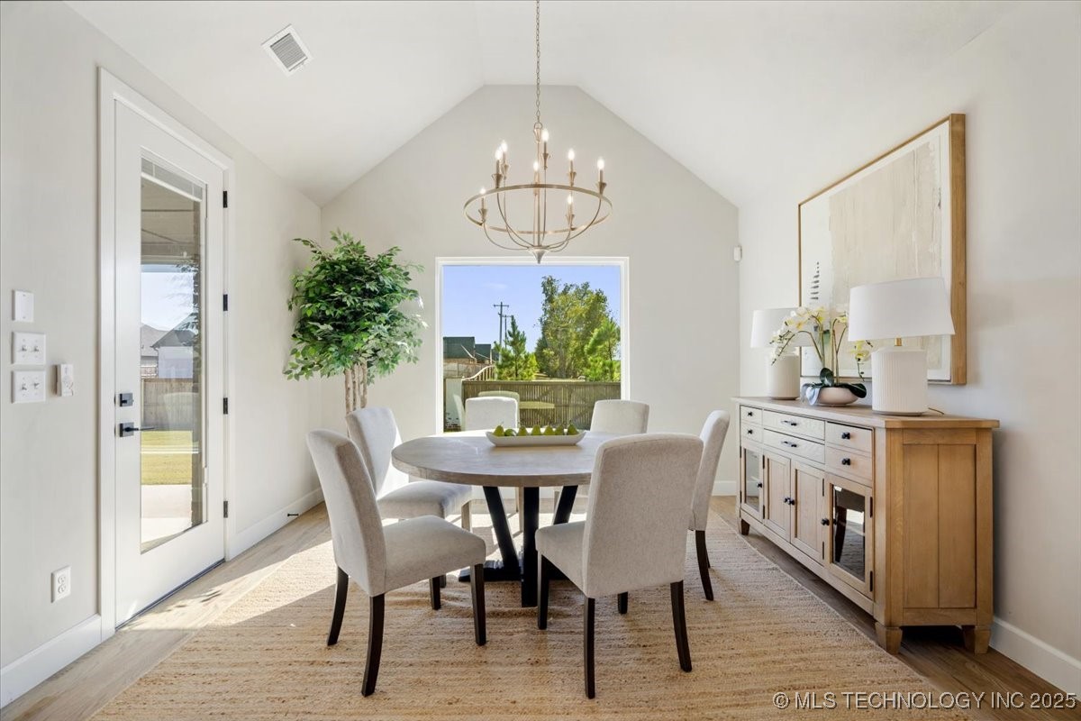 5704 E 126th Street S Property Photo 17