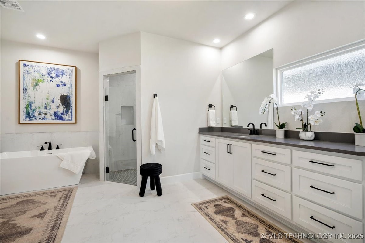 5704 E 126th Street S Property Photo 21