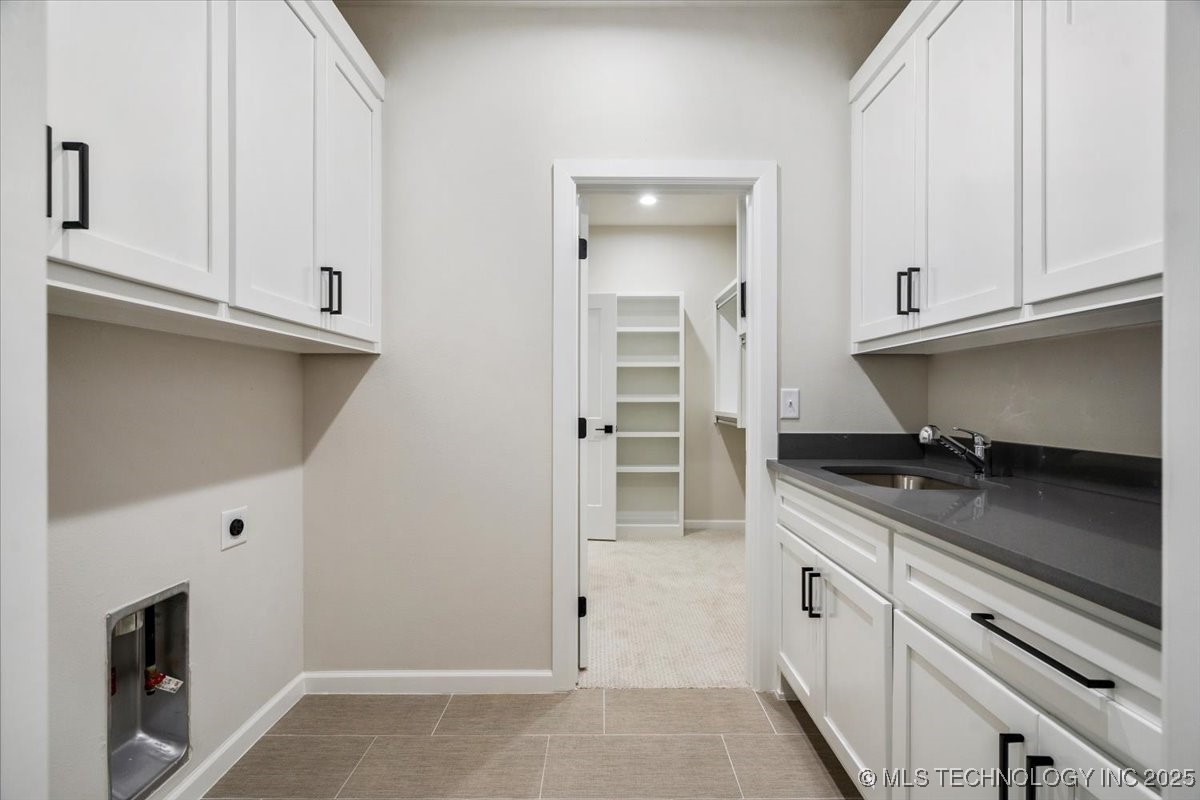 5704 E 126th Street S Property Photo 27