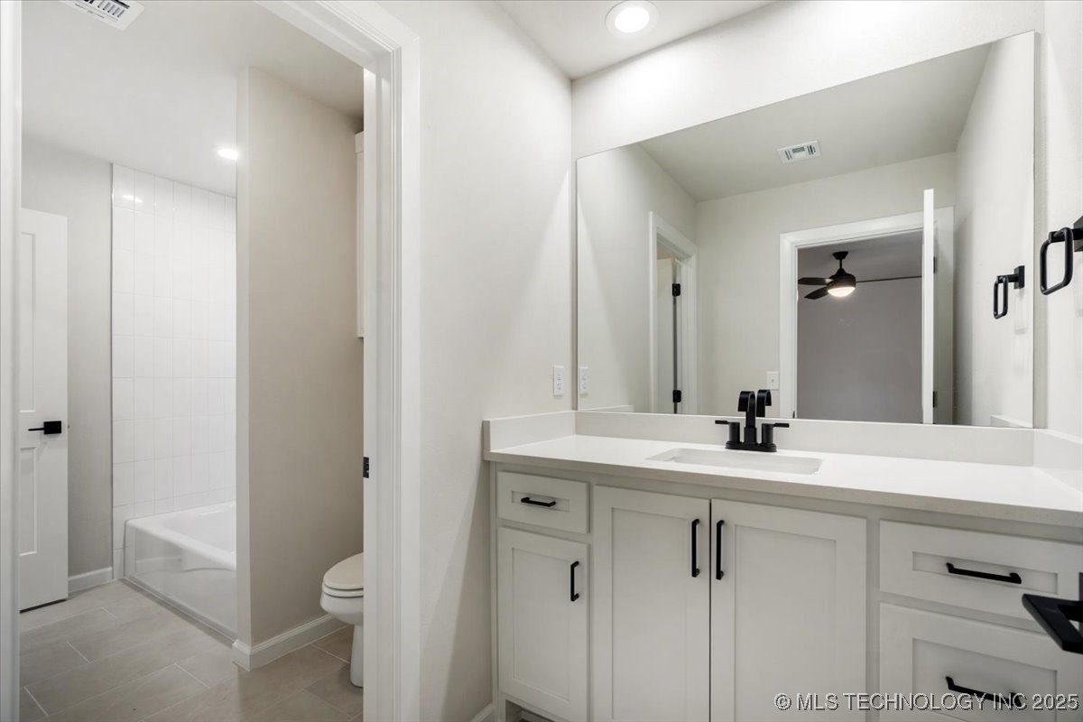 5704 E 126th Street S Property Photo 33