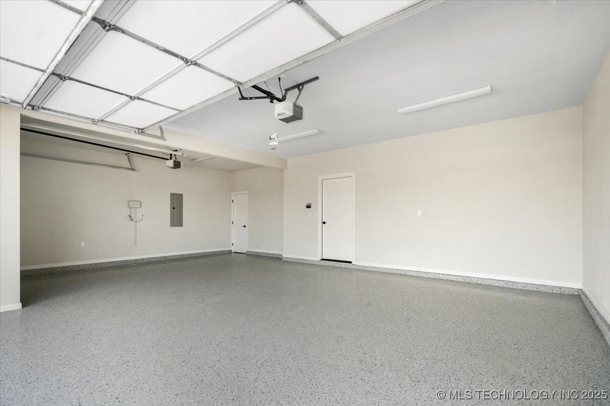 5704 E 126th Street S Property Photo 36