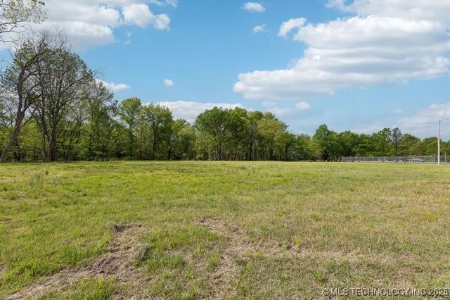 4151 N Wood Drive Property Photo 16