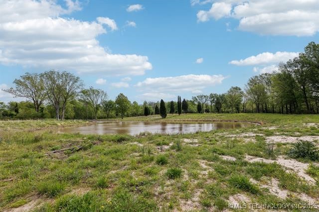 4151 N Wood Drive Property Photo 18