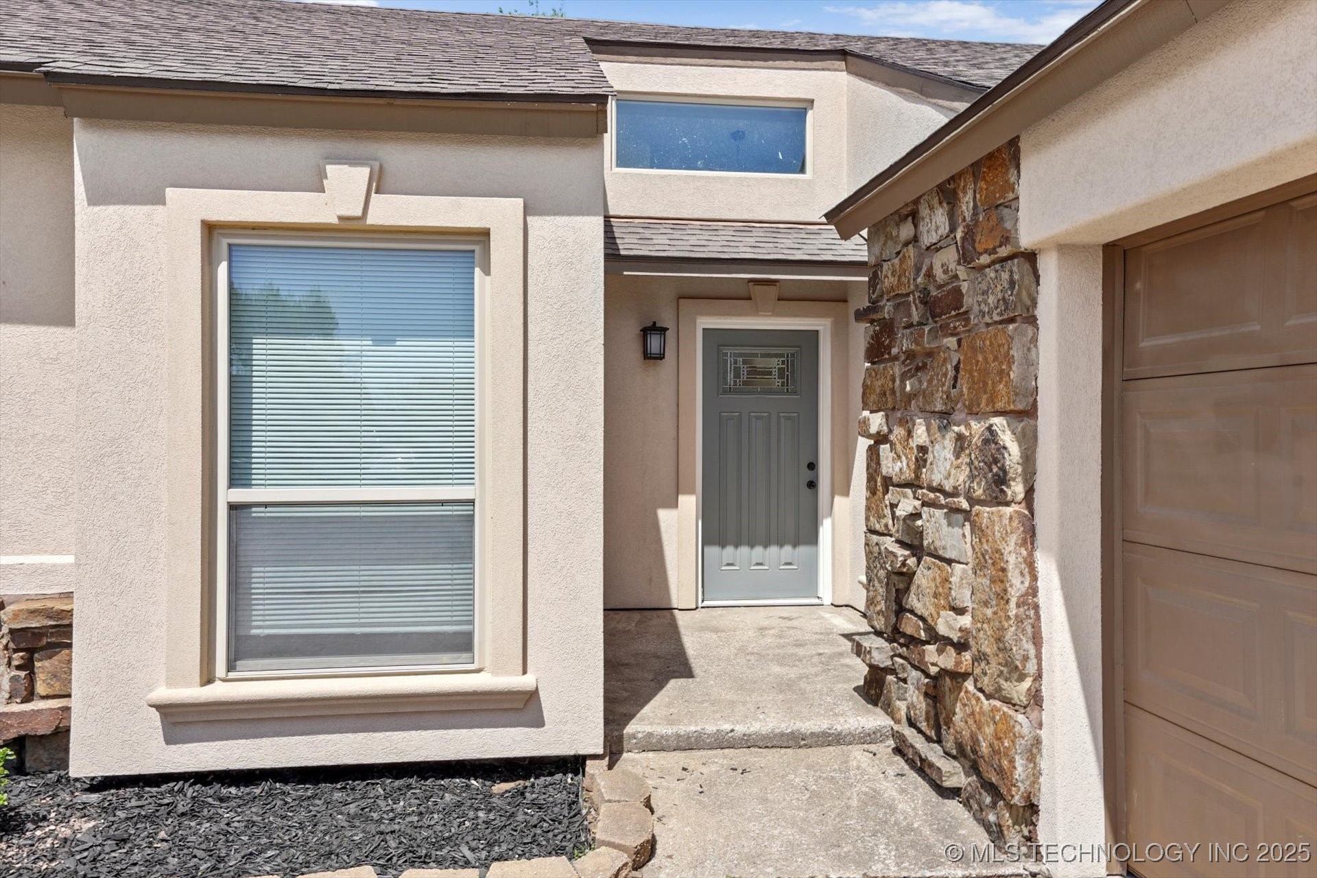 12939 E 34th Street Property Photo 3