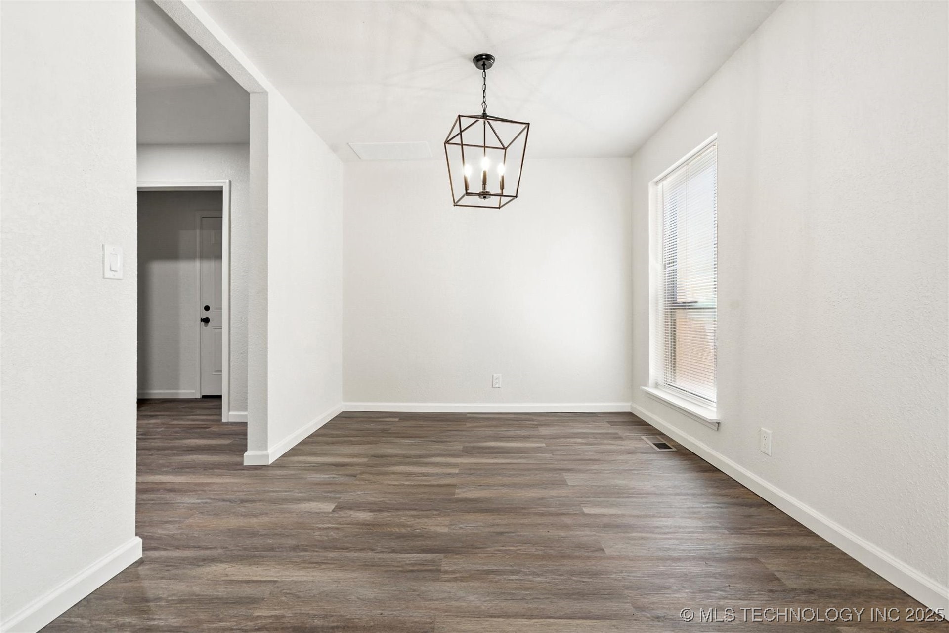 12939 E 34th Street Property Photo 9