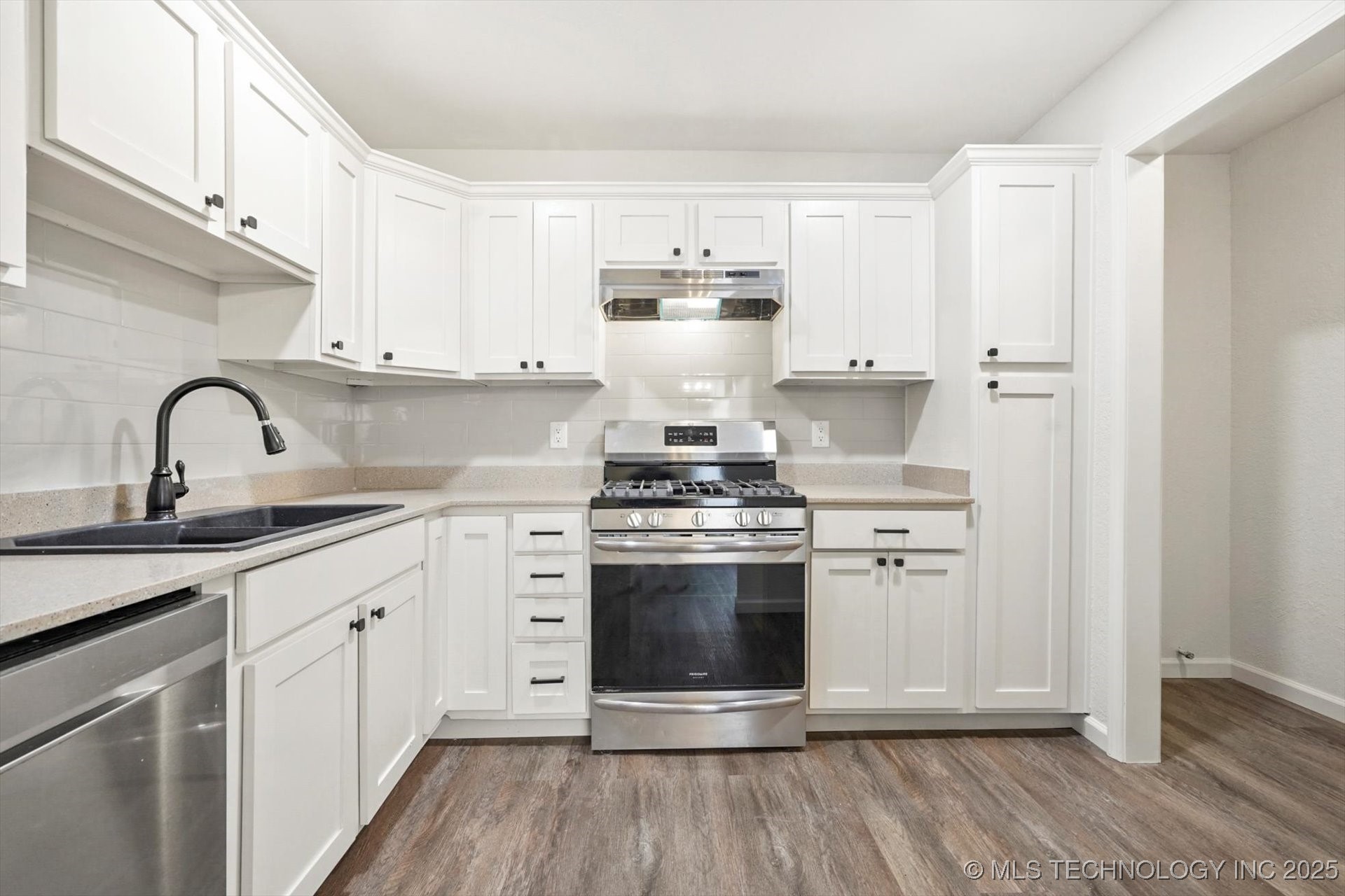 12939 E 34th Street Property Photo 12