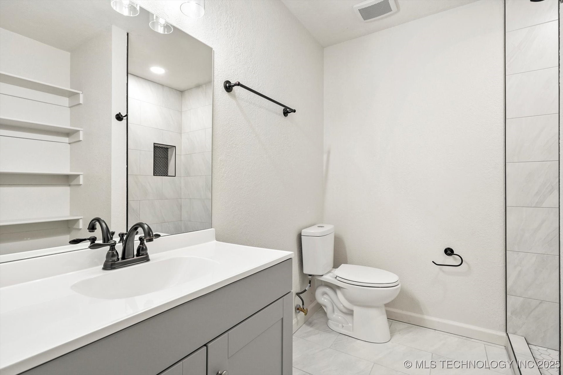 12939 E 34th Street Property Photo 19