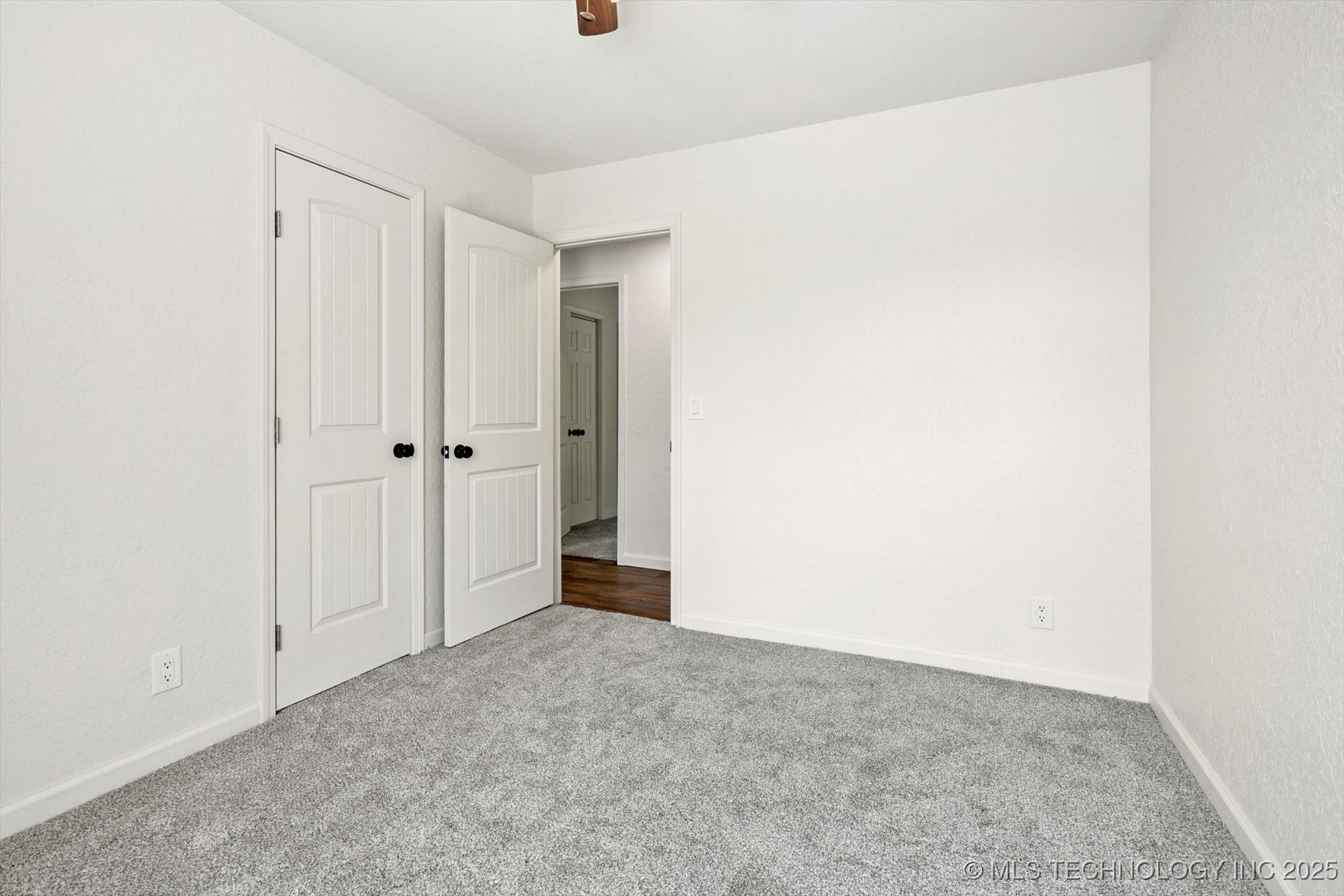 12939 E 34th Street Property Photo 23