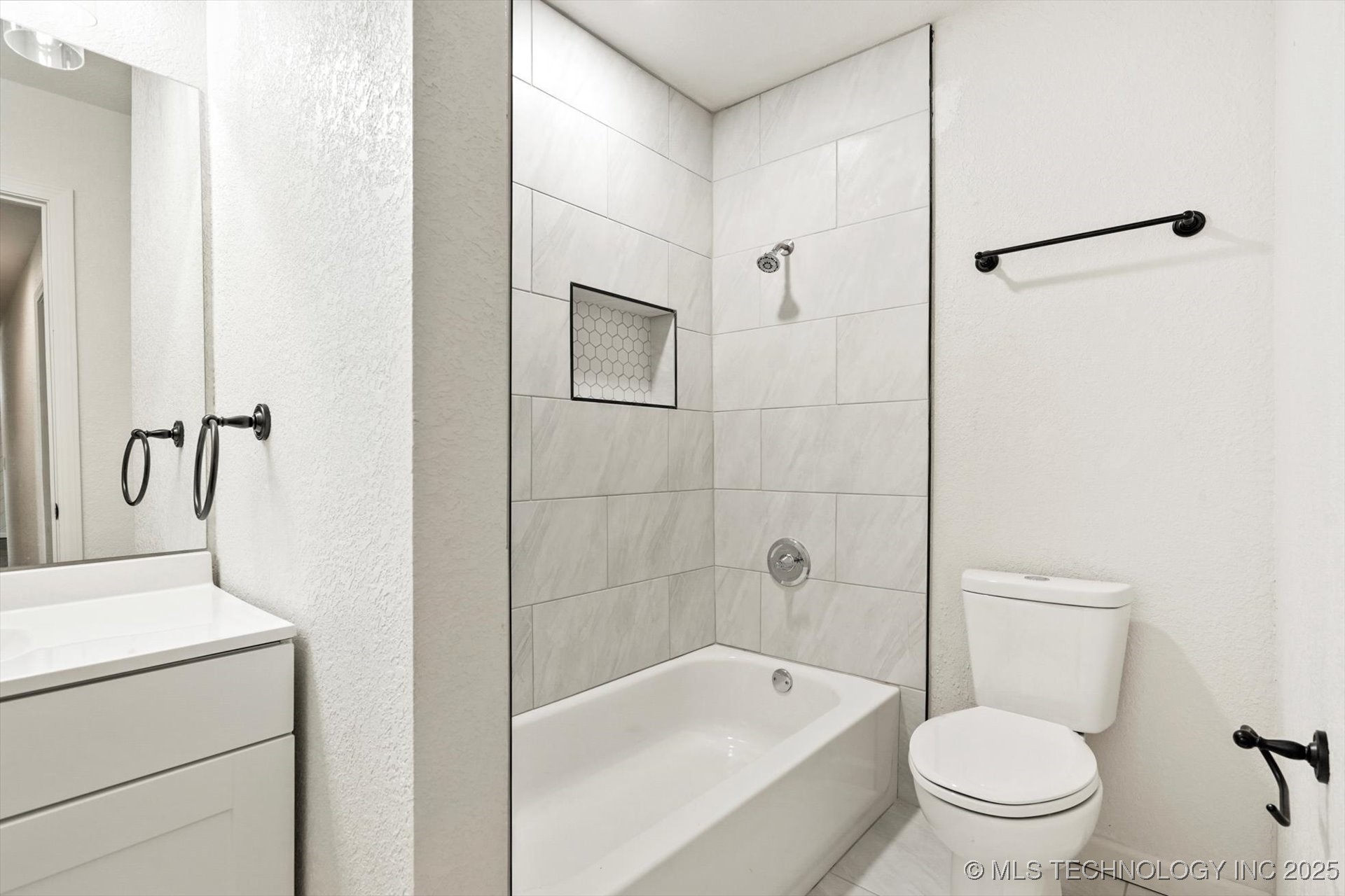 12939 E 34th Street Property Photo 25