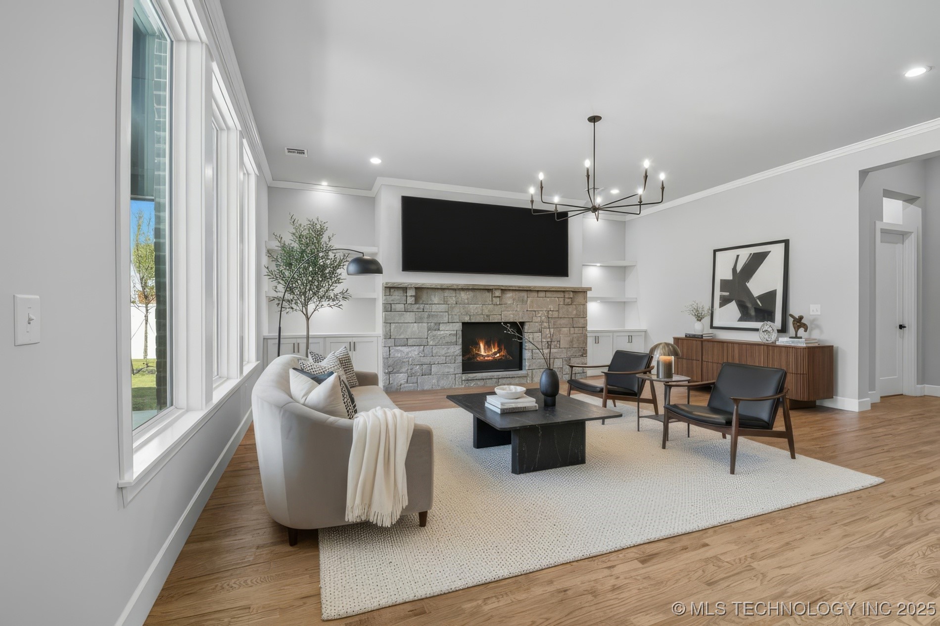 11212 S Fir Avenue W Property Photo 5