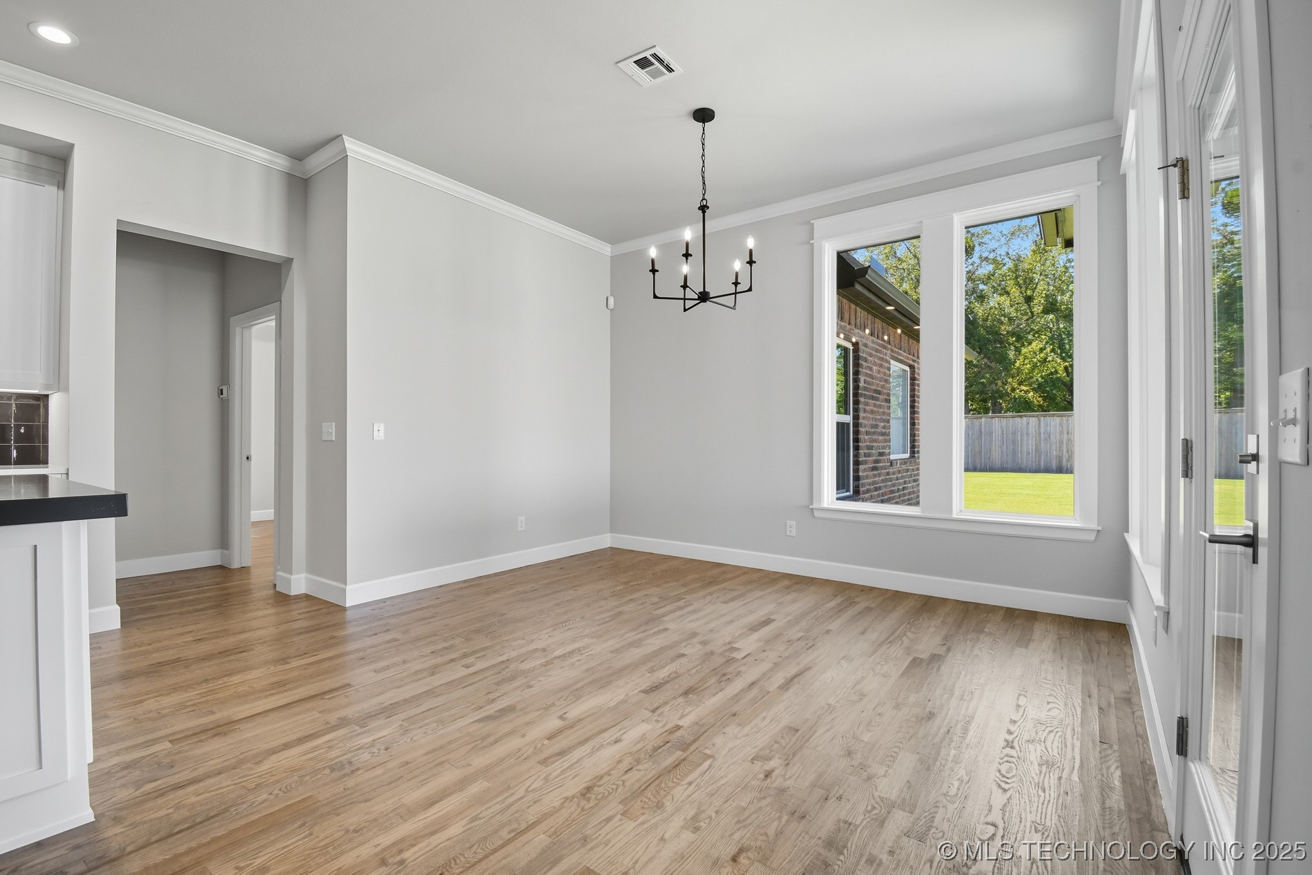 11212 S Fir Avenue W Property Photo 22