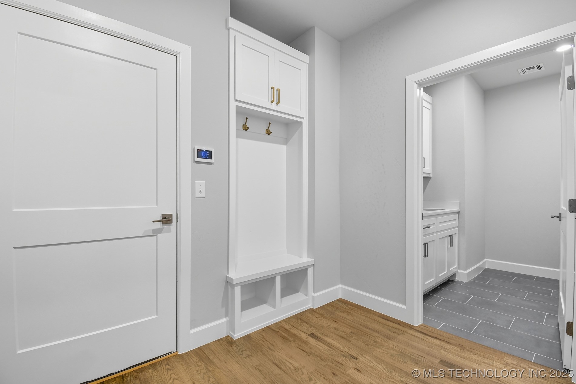 11212 S Fir Avenue W Property Photo 26