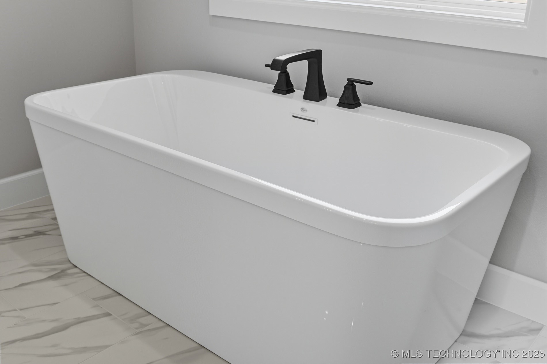 11212 S Fir Avenue W Property Photo 28