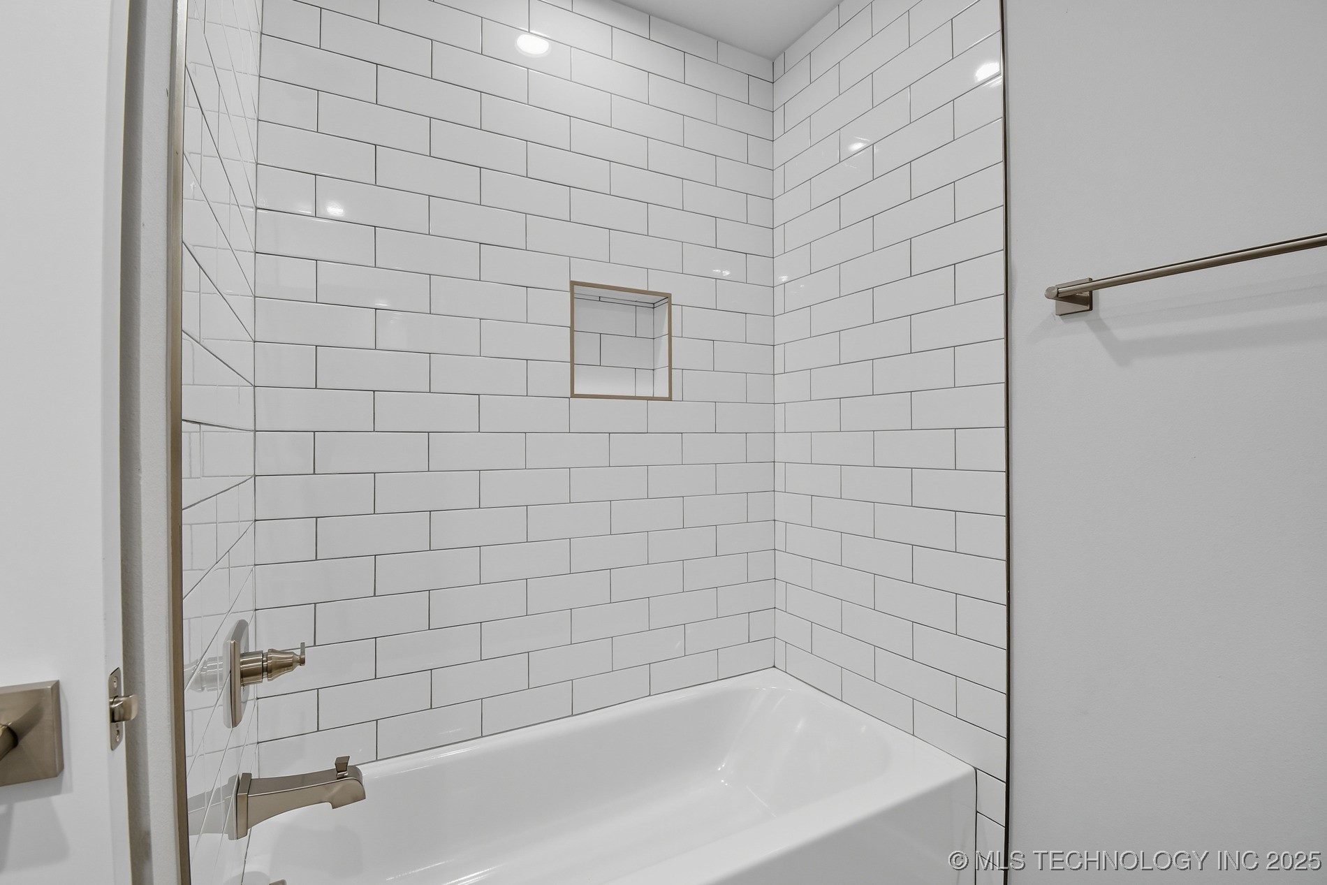 11212 S Fir Avenue W Property Photo 50