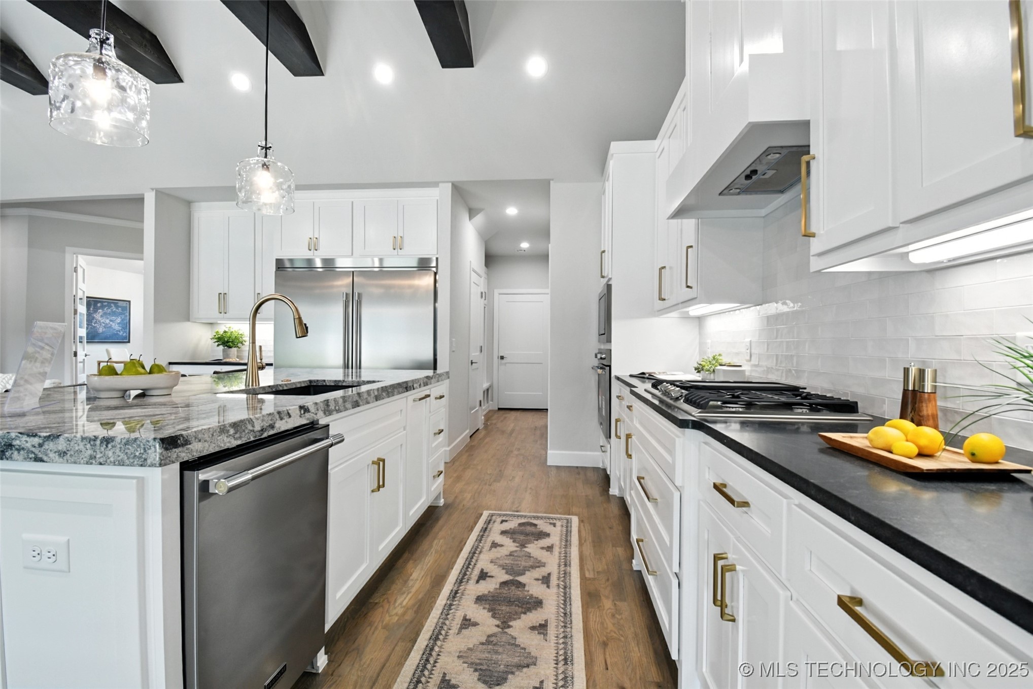 11224 S Fir Avenue W Property Photo 18