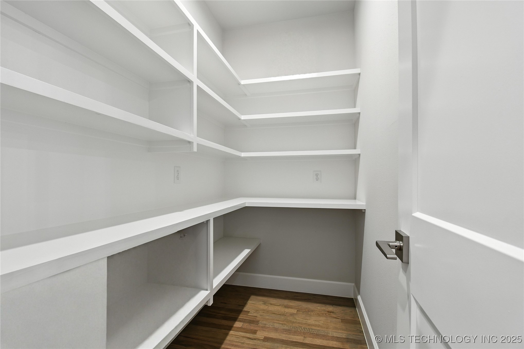 11224 S Fir Avenue W Property Photo 19