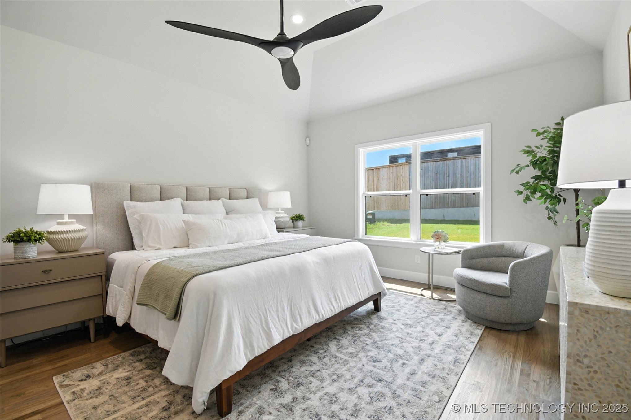 11224 S Fir Avenue W Property Photo 26