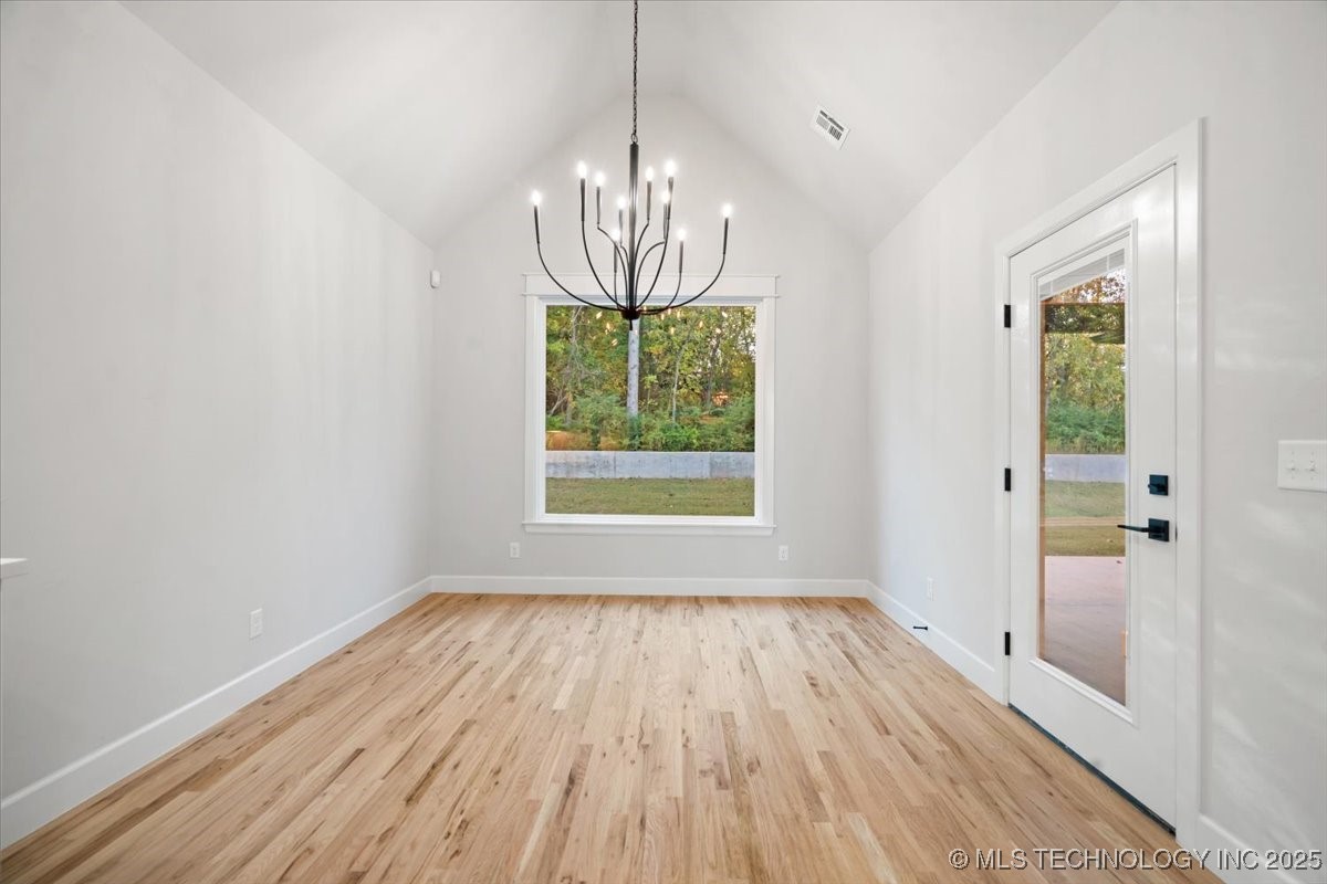 11312 S Fir Avenue W Property Photo 9