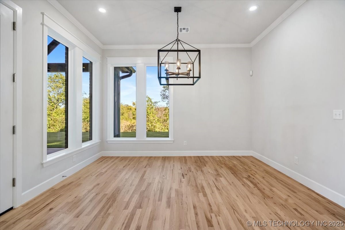 11261 S Fir Avenue W Property Photo 6