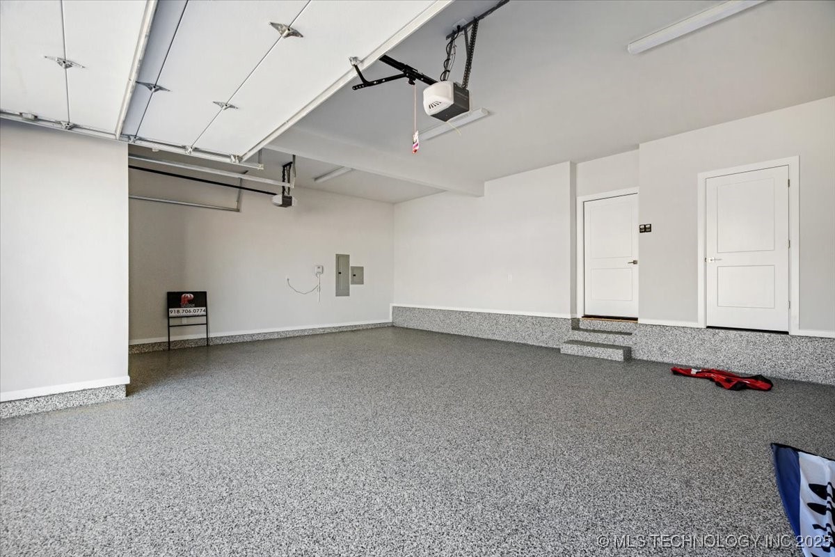 11261 S Fir Avenue W Property Photo 31