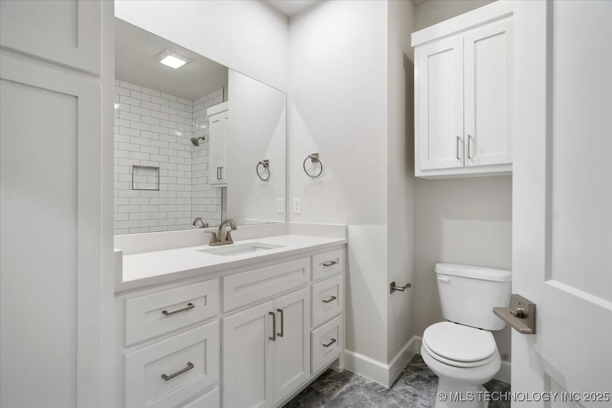 11308 S Fir Avenue W Property Photo 23