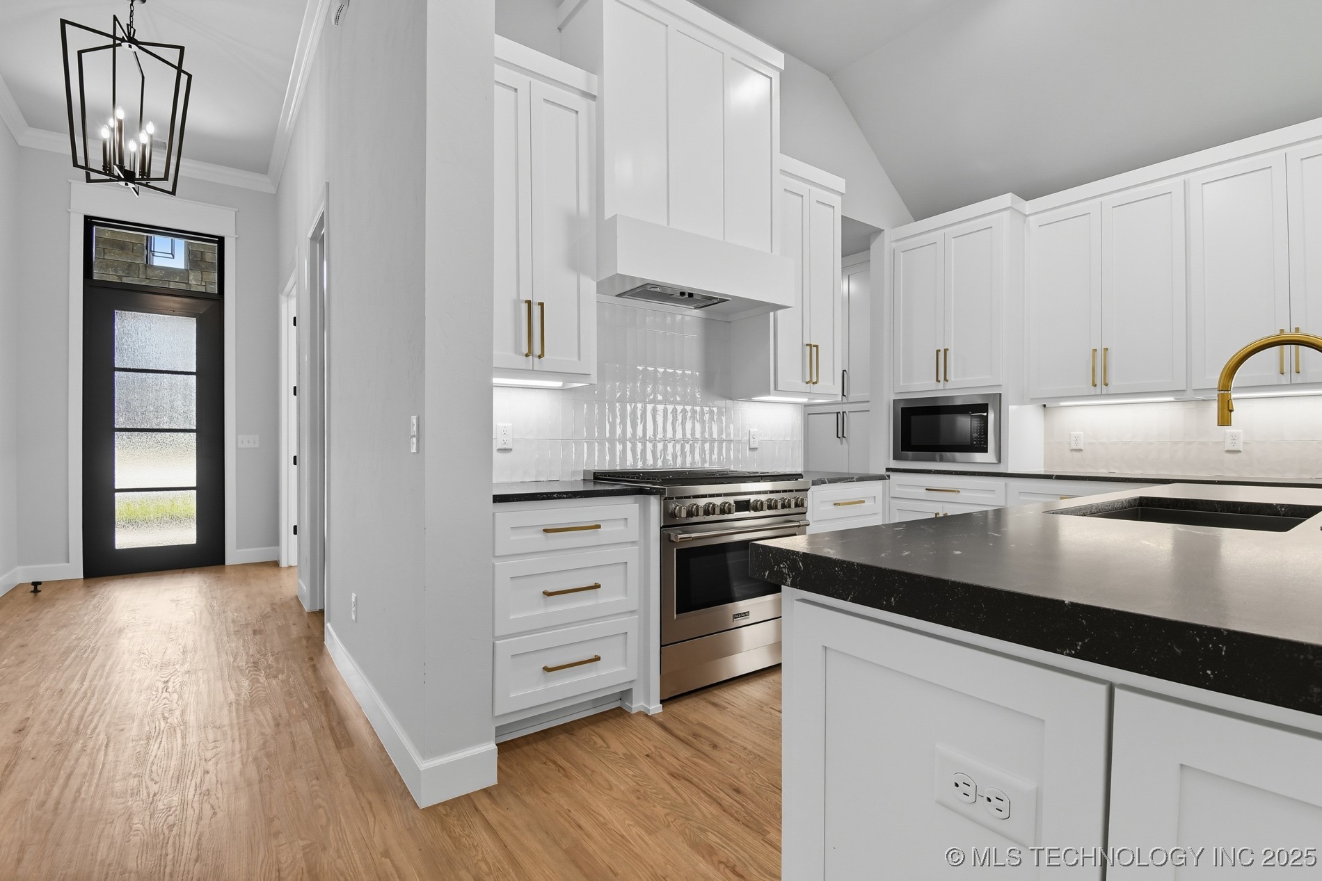 11265 S Fir Avenue W Property Photo 12