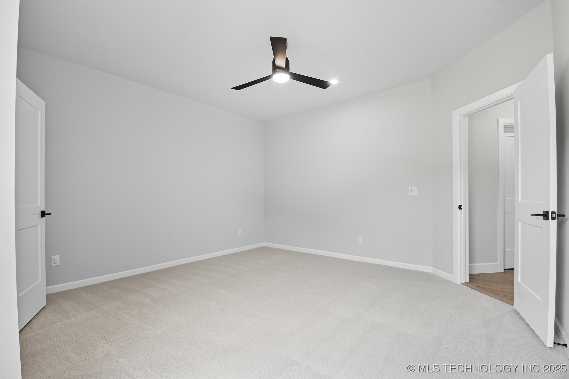 11265 S Fir Avenue W Property Photo 43