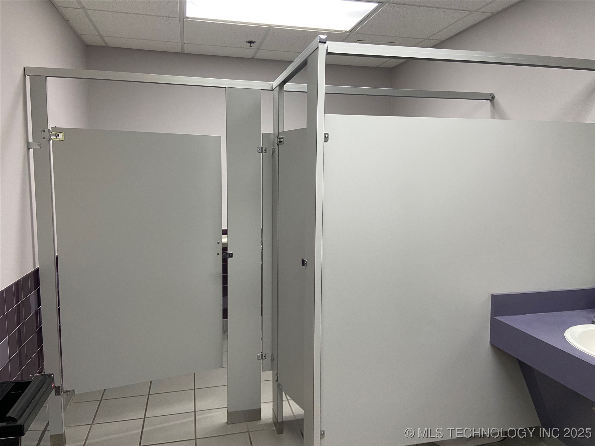 1202 Brookview Drive Property Photo 31