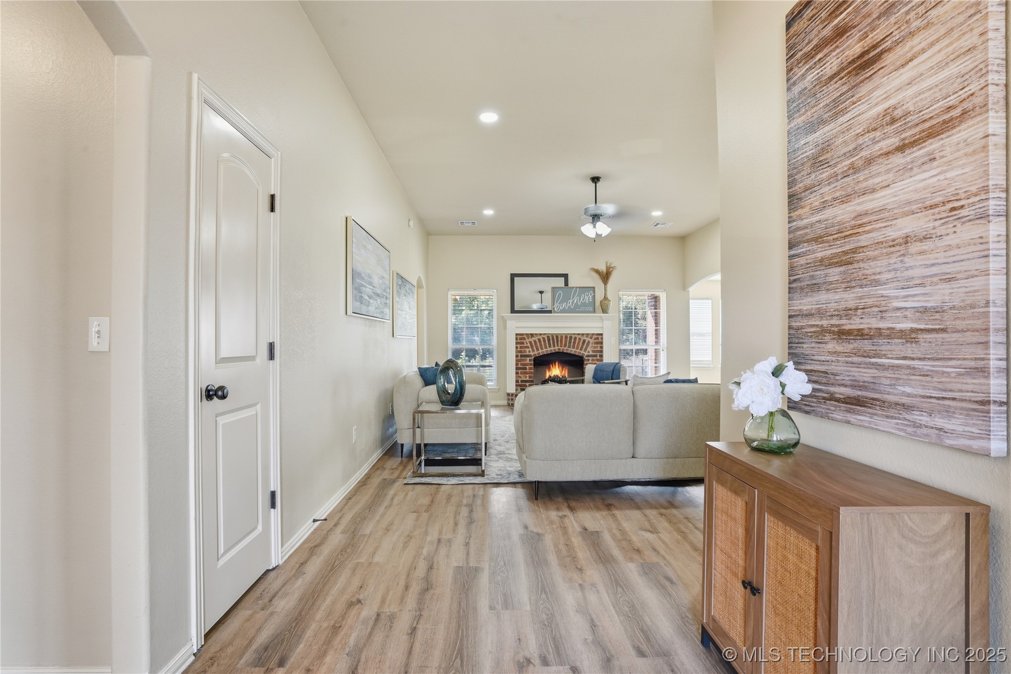 2713 W Quinton Street Property Photo 3