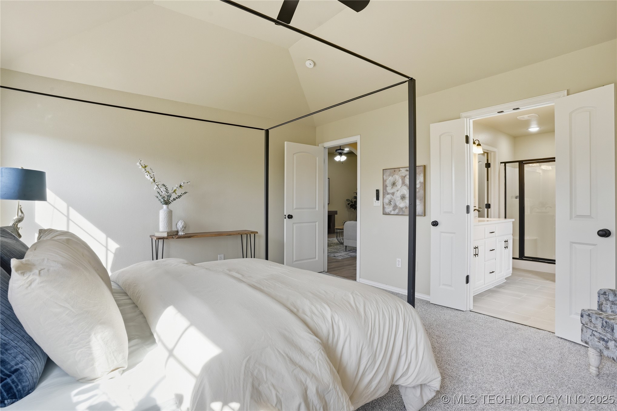 2713 W Quinton Street Property Photo 22