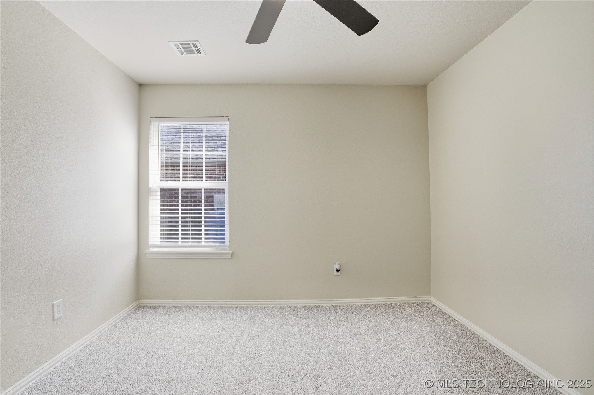 2713 W Quinton Street Property Photo 28