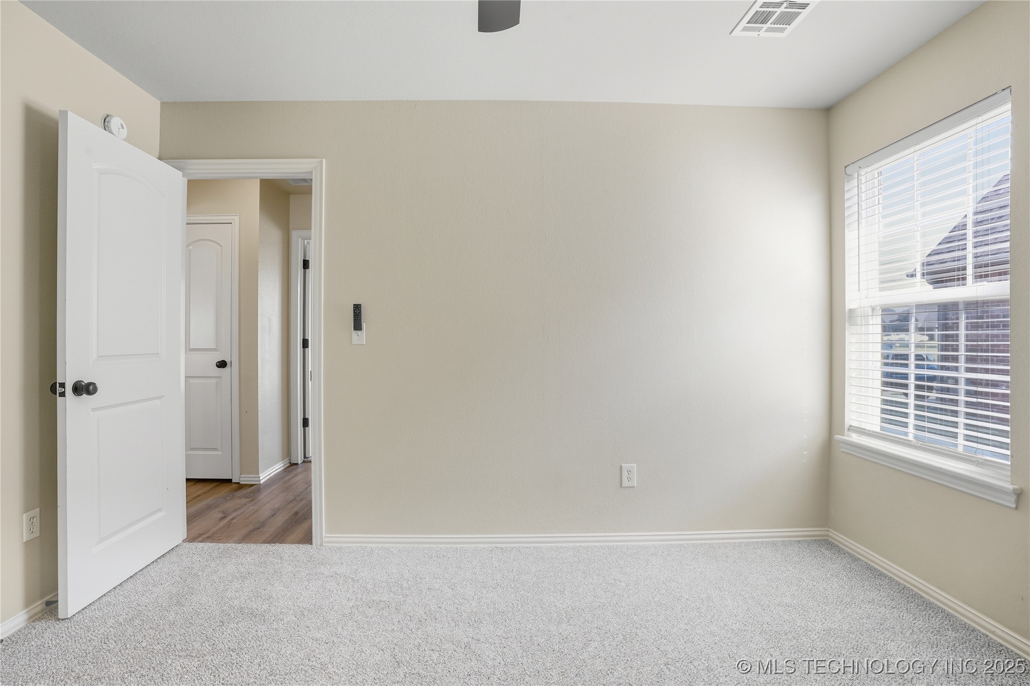 2713 W Quinton Street Property Photo 29