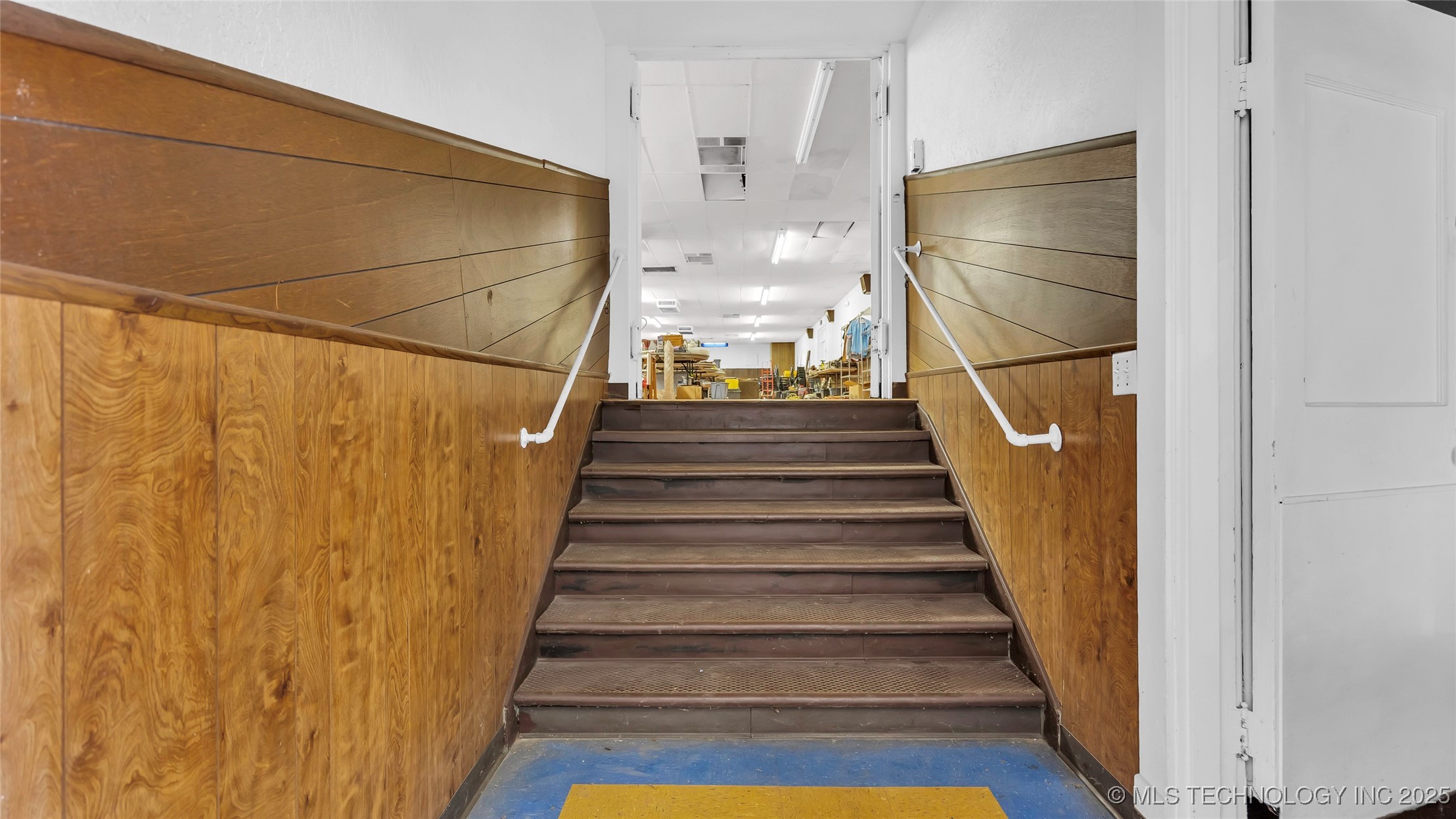 301 N Washington Property Photo 11