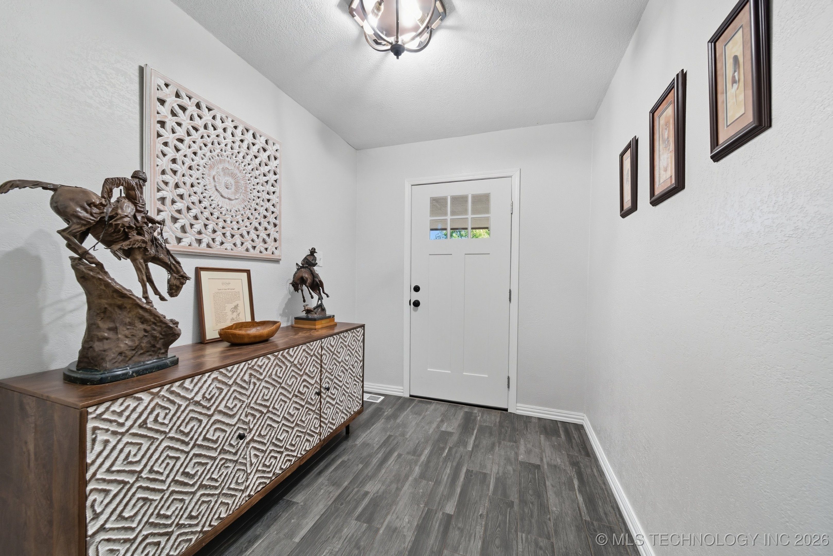 8626 S 65th East Place Property Photo 6